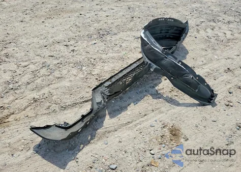 2017 Mercedes-Benz E 300 z USA, uszkodzony, nr VIN WDDZF4JB4HA161279